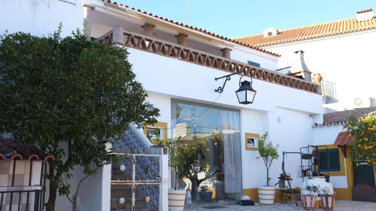 Casa Vitoria Guest House エヴォラ エクステリア 写真