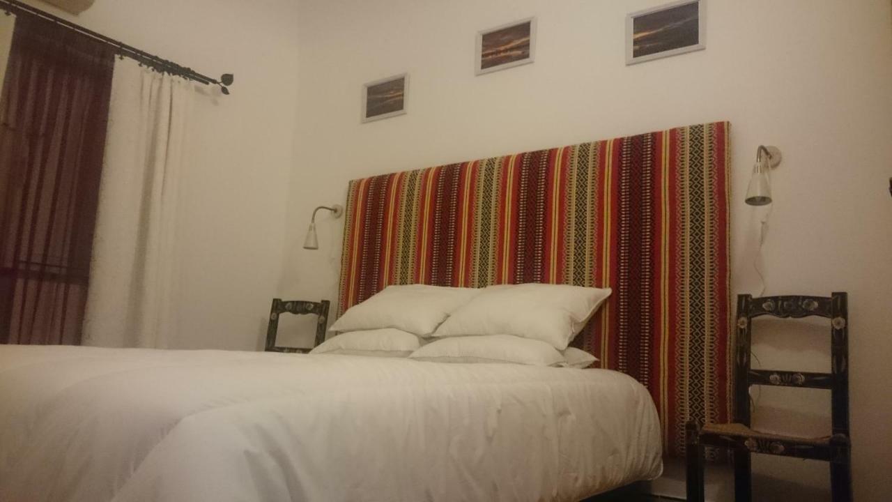 Casa Vitoria Guest House エヴォラ エクステリア 写真