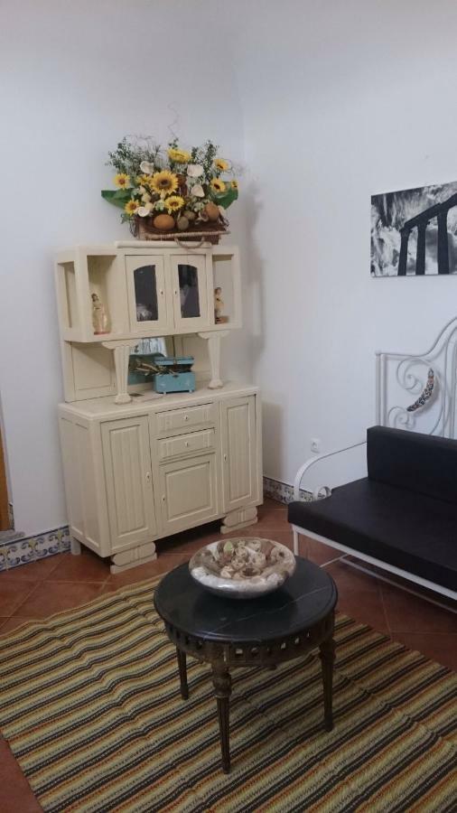 Casa Vitoria Guest House エヴォラ エクステリア 写真