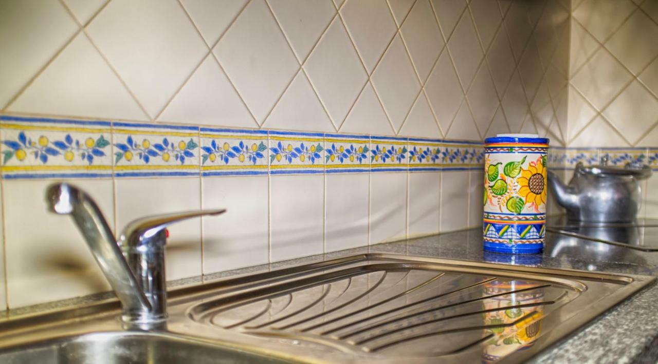 Casa Vitoria Guest House エヴォラ エクステリア 写真