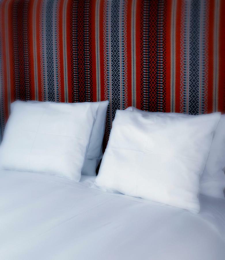Casa Vitoria Guest House エヴォラ エクステリア 写真