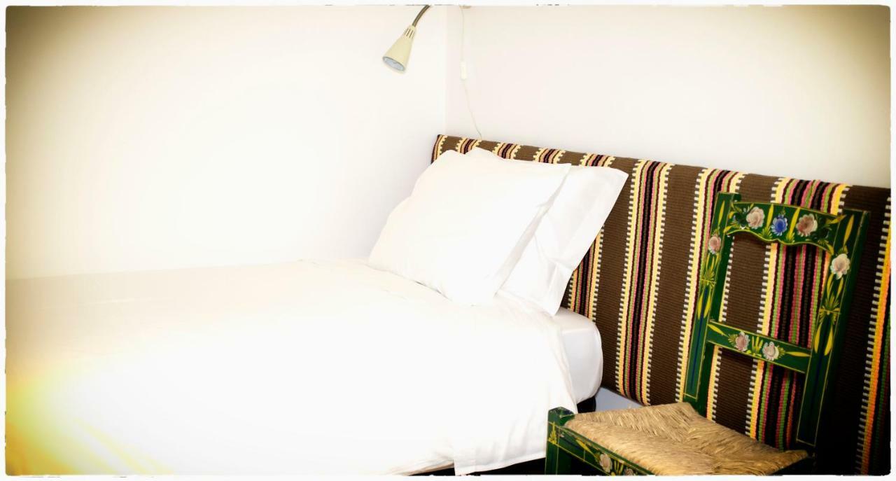 Casa Vitoria Guest House エヴォラ エクステリア 写真